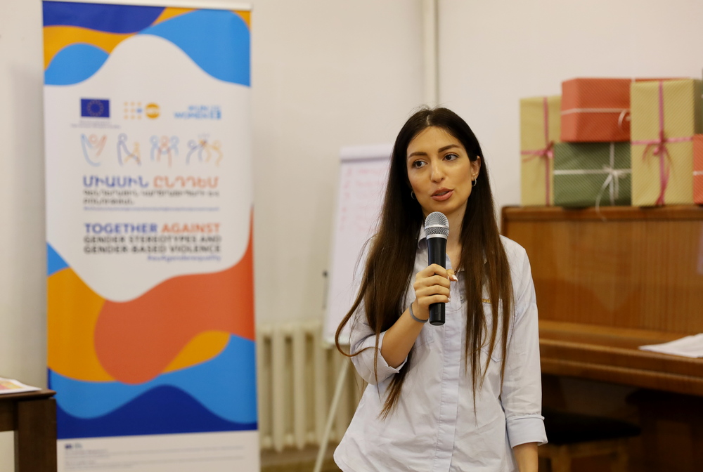 Taguhi Harutyunyan, Programme Analyst at the UNFPA Armenia office, delivers a speech during the event.