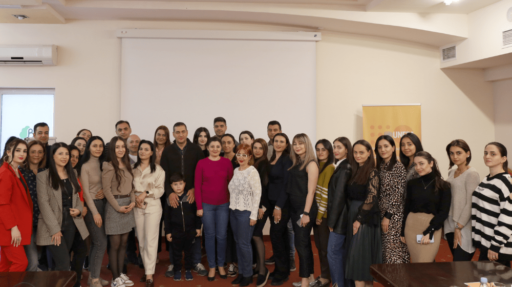 Group photo with the workshop participants, experts and representatives from the UNFPA and Ministry of Health 