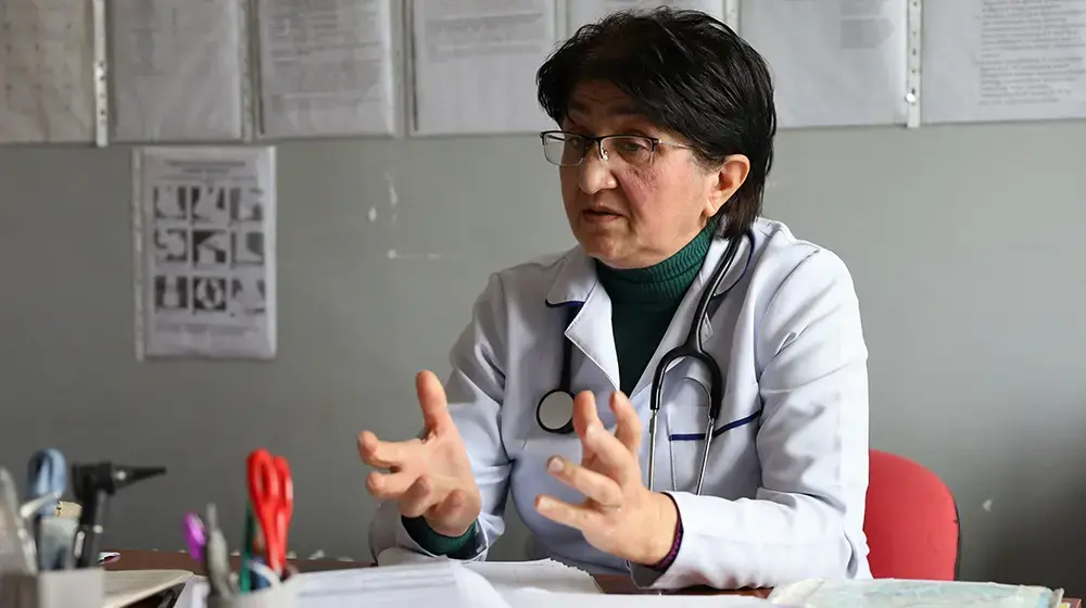 Yerevan to the Border: the Story of an Armenian Doctor