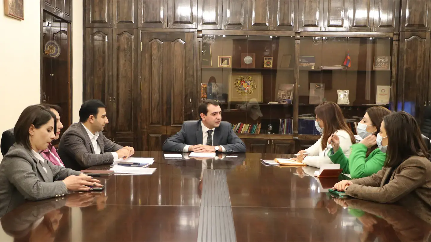 Շիրակի մարզպետը կարևորում է մարզում ՄԱԲՀ և «Գյումրու ԵՆԿ» ՀԿ համատեղ ծրագրերի իրականացումը 